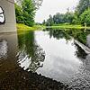 Hochwasser auf der L220 zwischen der Ortsausfahrt Böhringen und der alten Ziegelei. Diese Straße ist derzeit gesperrt.