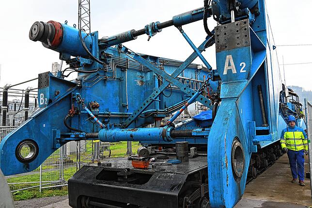 Bild 5: 300 Tonnen schwerer Trafo-Transport – Das sind die Bilder!