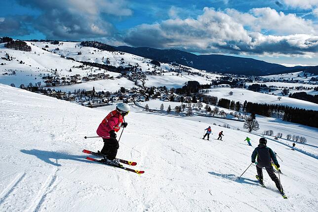 Zwei Skigebiete locken Skifahrer nach Bernau.