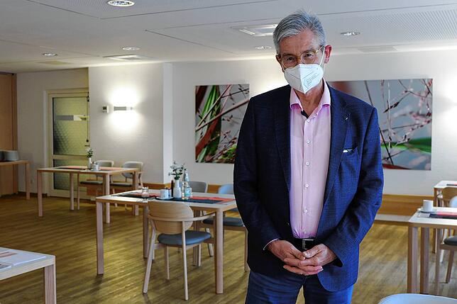 Urs Bruhn leitet das Haus am Hohentwiel – eines der größten Pflegeheime im Hegau.