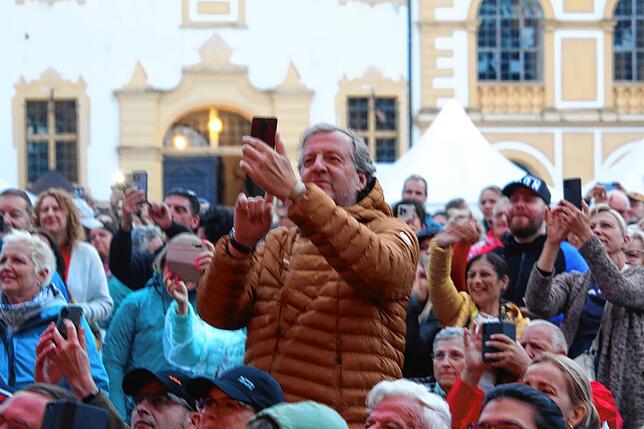 Bild 24: Eros Ramazzotti verzaubert seine Fans in Salem