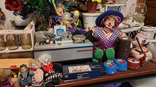 Dosen, Clowns und Teekannen. Mit dem richtigen Auge für besondere Dinge kann man hier fündig werden.