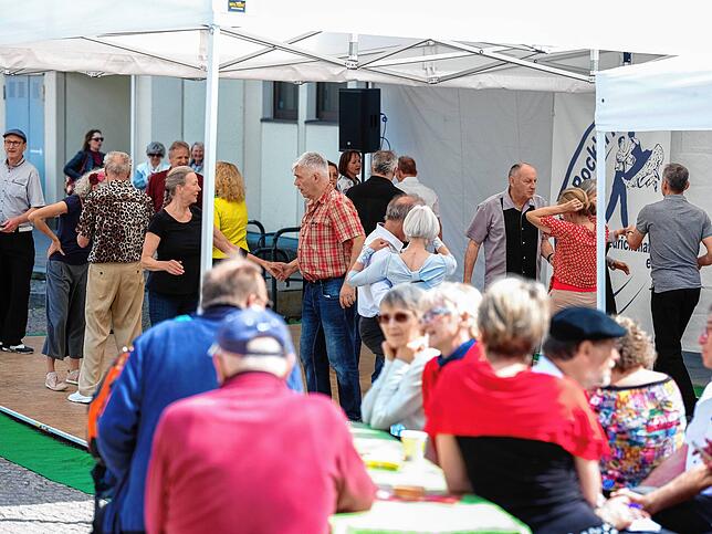Bild 8: Gute Stimmung beim Verkaufsoffenen Sonntag