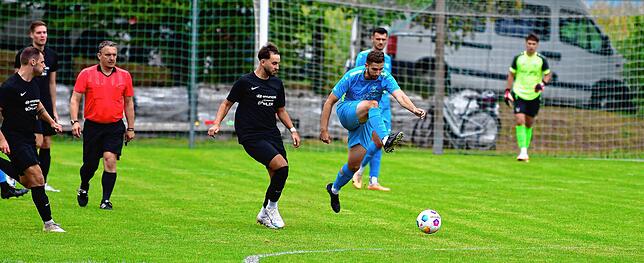 Bild 25: SV Buch setzt sich mit 6:1 gegen die SG FC Wehr/Brennet durch &ndash; und wir haben Bilder!