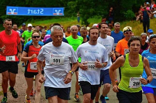 Bild 9: Emmely Kaiser und Omar Tareq gewinnen den 33. Wehratallauf – und wir haben Bilder!