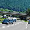 Bald regelt eine Ampelanlage die Aus- und Abfahrt bei der Autobahnabfahrt Geisingen auf die B 31, beziehungsweise B 311. Bisher hatte ...