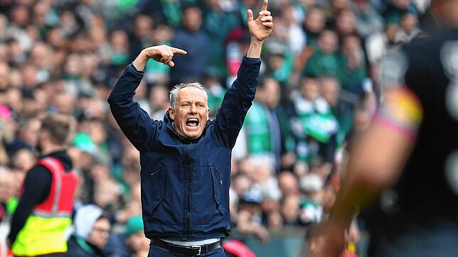 Freiburgs Trainer Christian Streich beim Spiel gegen Bremen. Die Breisgauer stehen vor entscheidenden Wochen