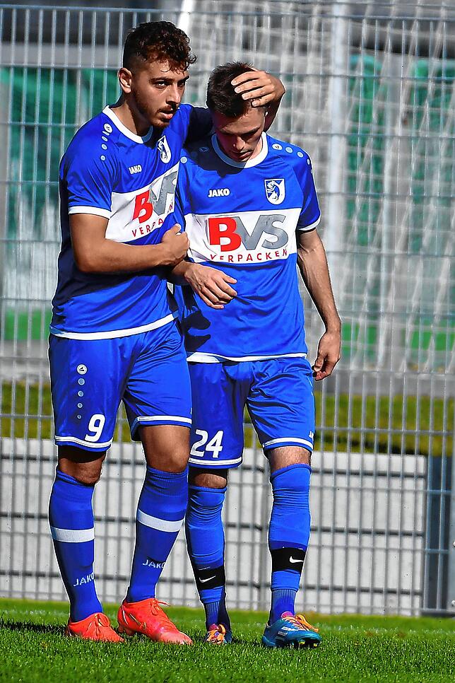 Bild 4: FC Erzingen schenkt Bosporus FC Friedlingen ein halbes Dutzend Tore ein &ndash; und wir haben die Bilder!