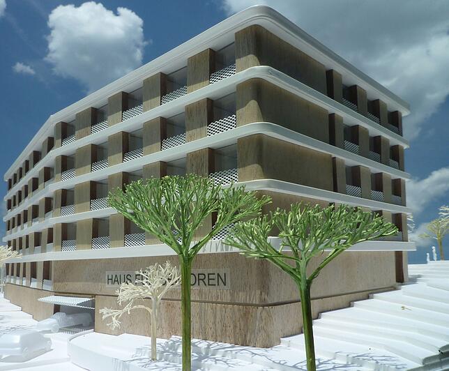 Das neue „Haus der Senioren“ wird fünf Geschosse haben und eine Tiefgarage. Im Erdgeschoss befinden sich Räume für die ...