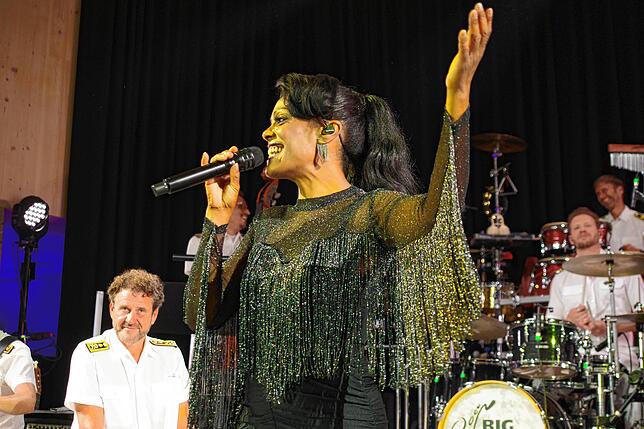 Bild 28: Alle Bilder vom Benefiz-Konzert der Bundeswehr Big Band in der Markolfhalle