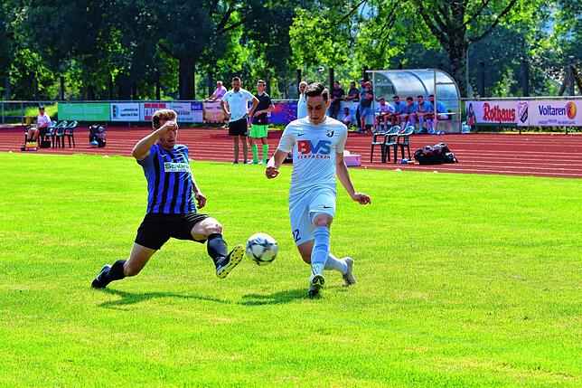 Bild 16: Hier gibt es die Bilder vom 4:1-Sieg des FC Erzingen bei der SG FC Wehr-Brennet
