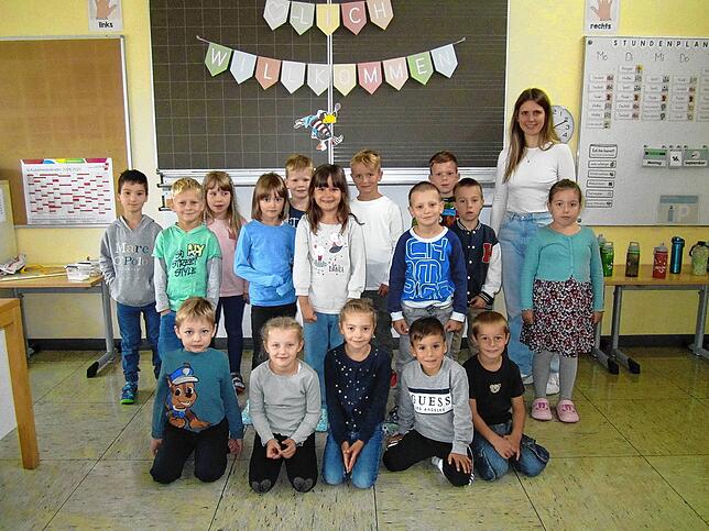 Die Klasse 1b der Astrid-Lindgren-Schule Dauchingen mit Klassenlehrerin Lea-Sophie Spinner
