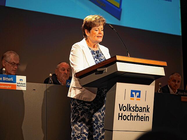 Vorstandsmitglied Christa Bader freute sich über den Anstieg der Genossinnen und Genossen.