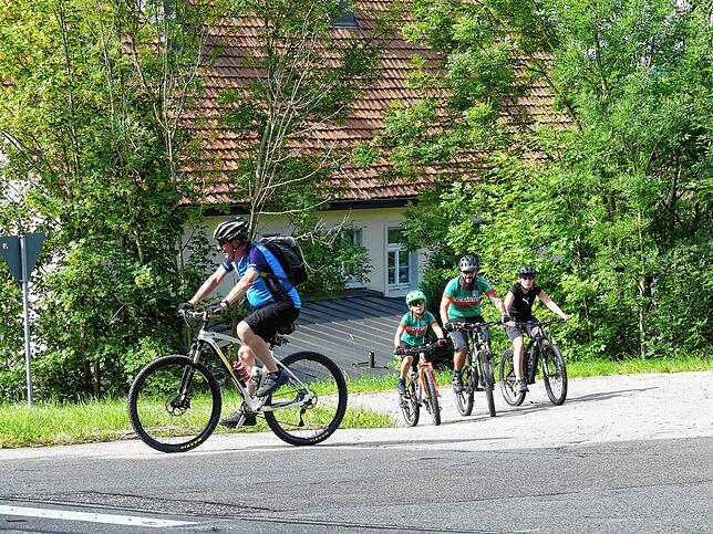 Auch die 20-Kilometer-Tour für Familien bietet sportliche Etappen.