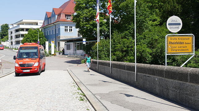 Rheinfelden feierte im Jahr 2000 das Jubiläum 25 Jahre &bdquo;Große Kreisstadt&ldquo;.