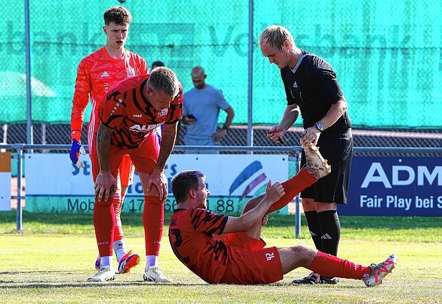 Bild 11: FV Walbertsweiler-Rengetsweiler gewinnt Duell mit TuS Immenstaad. Die besten Bilder!