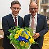Arbeiten die kommenden Jahre eng zusammen: Singens neuer Bürgermeister Marcus Röwer und Oberbürgermeister Bernd Häusler.