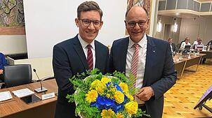 Arbeiten die kommenden Jahre eng zusammen: Singens neuer Bürgermeister Marcus Röwer und Oberbürgermeister Bernd Häusler.