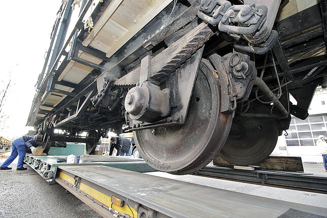 Bild 16: Bilder vom Waggon-Transport von Villingen nach Lenzkirch-Gutachbrücke