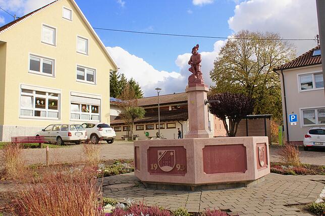 Auch in Herrdwangen-Schönach werden Projekte gefördert. In Großschönach werden drei Projekte für insgesamt 651 425 Euro gefördert. ...