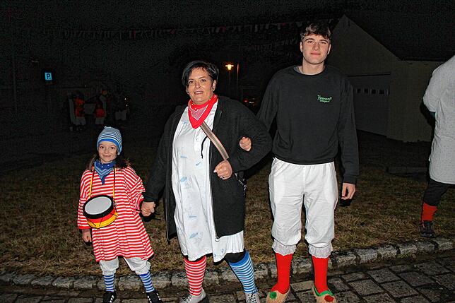 Bild 12: Hemdglonkerumzug- und Ball in Hochemmingen