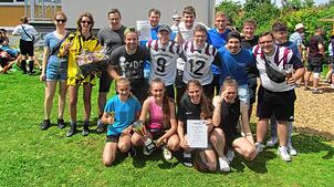 Die Landjugendgruppe Hausen vor Wald holt sich den Sieg bei den Damen. Die Ippinger sichern sich als Titelverteidiger erneut der ersten ...