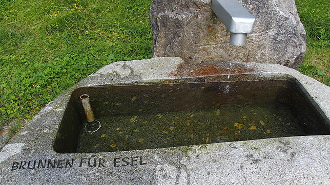 Ein Brunnen am Esel für Esel &ndash; oder auch andere Nutzer.