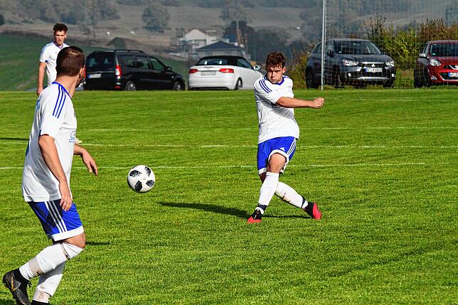 Bild 3: FC Dettighofen bleibt nach 0:2-Niederlage bei der SG Bettmaringen siegloses Schlusslicht der Liga &ndash; und wir haben Bilder!