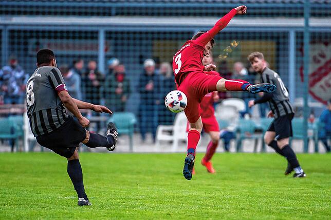 Bild 12: FC Schlüchttal gewinnt Top-Spiel bei der SG Höchenschwand/Häusern mit 3:0 &ndash; und wir haben Bilder!