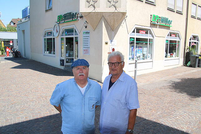 Bild 7: Erinnerungen an ein legendäres Handball-Spiel: Eine Handball-Mannschaft des Leierkastens trifft auf ein Team französischer Soldaten in der Vauban-Kaserne