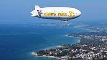 Der neue Europa-Park-Zeppelin über Friedrichshafen. Noch darf er keine Passagiere befördern, doch schon in den nächsten Wochen wird mit ...