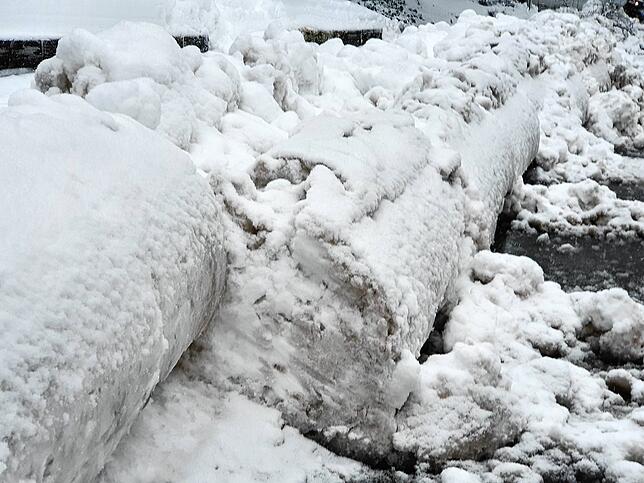 Bild 15: Es hört nicht auf zu schneien: Waldshut versinkt im Schnee