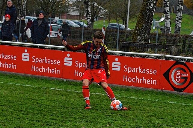 Bild 2: SC Lauchringen schafft noch den Ausgleich beim 1:1 gegen den SV Albbruck &ndash; und wir haben Bilder!
