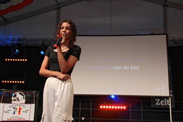Bild 15: Die schönsten Bilder des Chilbi-Karaoke