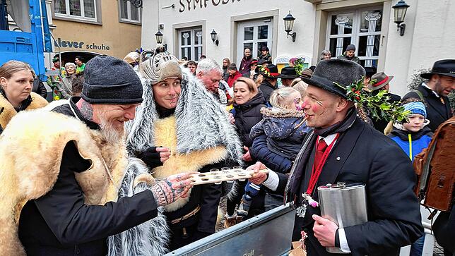 Bild 10: Bilder vom Narrenbaumstellen in Bad Säckingen