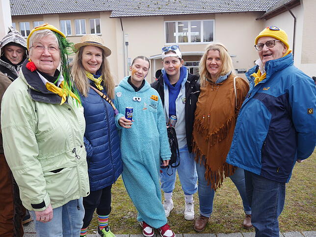 Bild 20: Die schönsten Bilder vom Schmotzigen in Hilzingen: Fasnacht 2025 mit buntem Treiben!