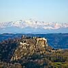 Vom Hohentwiel aus hat man einen wunderschönen Ausblick bis zum Bodensee und &ndash; bei guter Fernsicht &ndash; bis zu den Alpen.