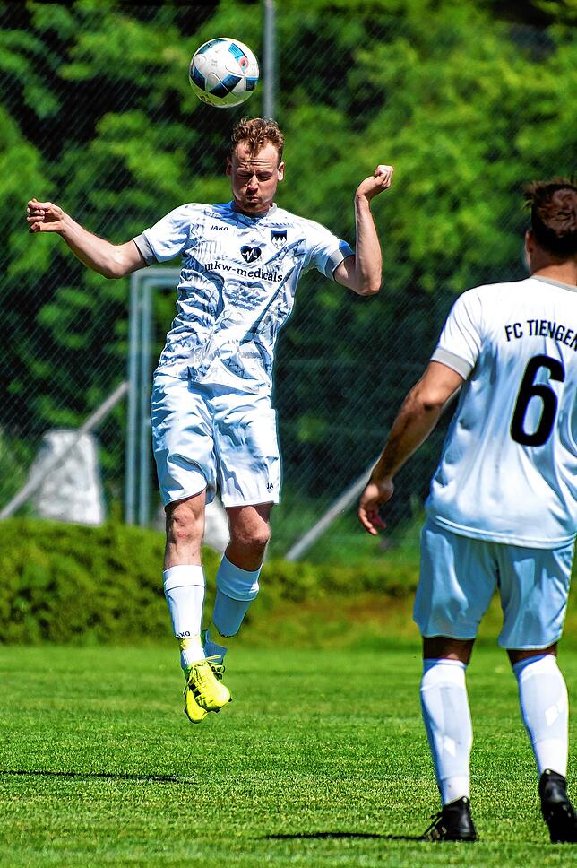 Bild 37: SV Eggingen überrascht mit 2:1-Sieg gegen Spitzenreiter FC Tiengen 08 II &ndash; und wir haben Bilder!