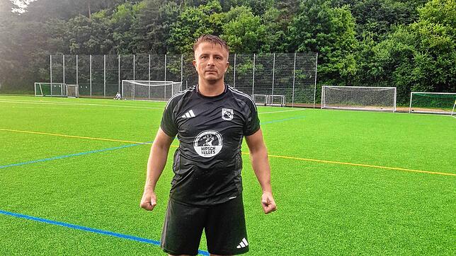 Trainer Florin Tirca und der Hattinger SV konnten beim 0:2 gegen den TuS Immenstaad keine ihrer guten Möglichkeiten nutzen.