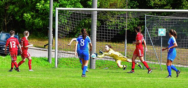 Bild 38: SC Niederhof/Binzgen feiert ersten Sieg beim 4:3 gegen den Hegauer FV II &ndash; und wir haben Bilder!