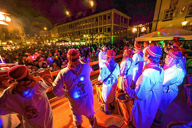 Bild 3: Fasnacht in Radolfzell: Diese Highlights prägten den Hemdglonkerumzug 2025 – Das sind die schönsten Bilder