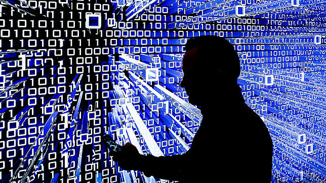Eine Welt aus Null und Eins – wo haben die Menschen darin ihren Platz? Klar ist schon heute: Die Digitalisierung wird auch unsere ...
