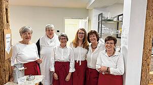 Das Helferteam (v,l.): Claudia Stockburger, Sabine Möll, Antje Grohmann, Corina Hoche, Stefanie Kästner-Hartmann und Elisabeth Will, es ...