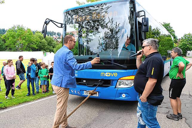 Bild 7: Hier sind die besten Bilder von der spektakulären Wette der Tauziehfreunde Unterkirnach