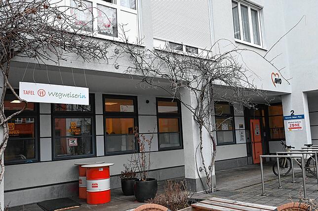 Die kurzen Wege wie in Singen zwischen Tafel und Arbeiterwohlfahrt sowie die enge Zusammenarbeit sind für das Wegweiser-Netzwerk elementar.