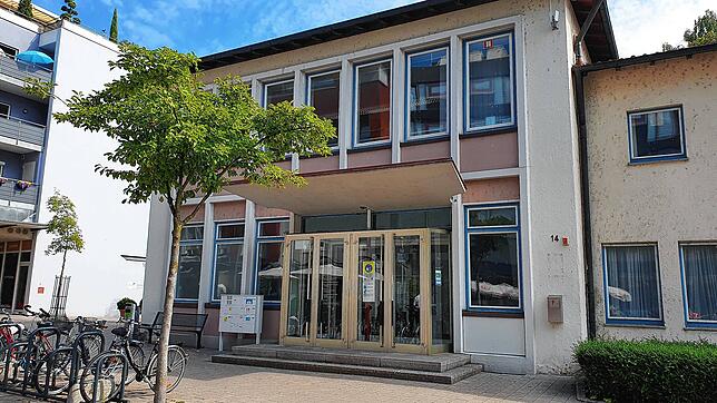 Was wird aus dem Zollareal, das der Stadt gehört und viel Potenzial für eine Aufwertung der Innenstadt hat? Wahrscheinlich wird die ...