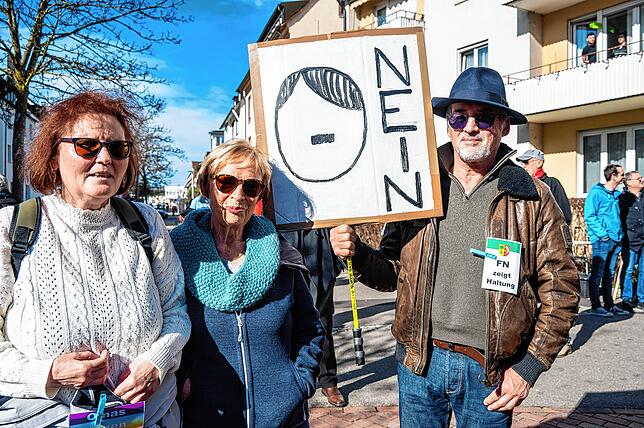 Bild 40: Bilder von der Kundgebung für Demokratie und Toleranz in Friedrichshafen