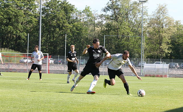 Bild 1: FSV Rheinfelden verliert Abstiegsduell beim VfR Bad Bellingen &ndash; wir haben die Bilder!