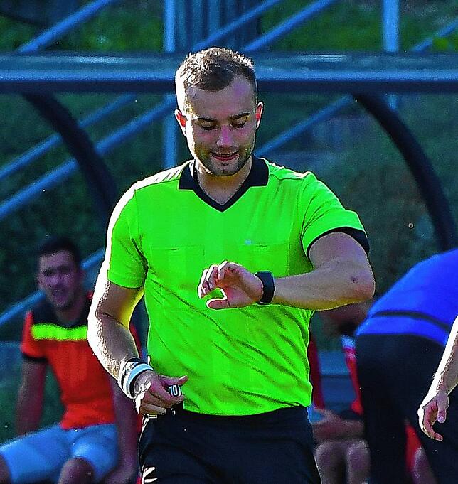 Aufstieg: Remigiusz Baran vom SV Weil leitet künftig Spiele in der Verbandsliga.