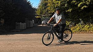 Wenn für Bürgermeister Fabian Prause keine Termine auswärts anstehen, ist er in Dogern gerne mit dem Fahrrad unterwegs – wie auch in ...